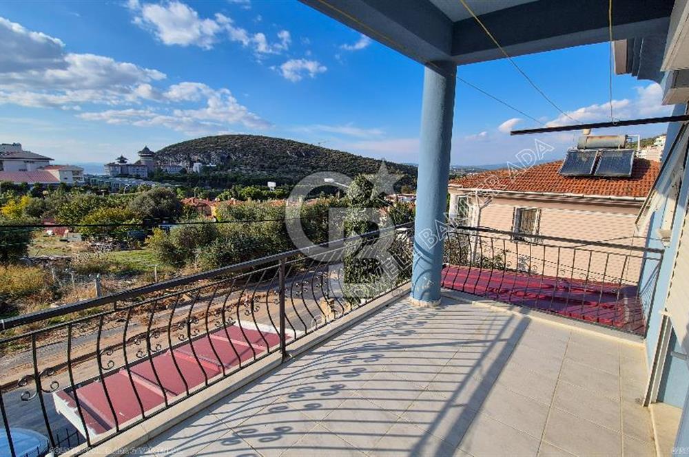 Kuşadası Rüya Villaları'nda Geniş Teraslı Satılık Villa!