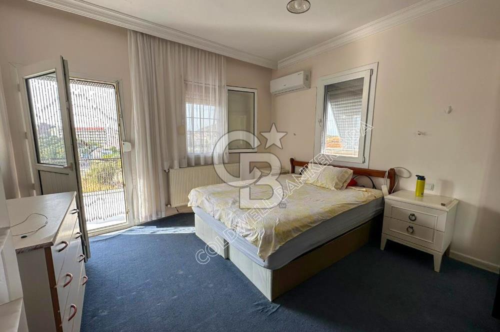 Kuşadası Rüya Villaları'nda Geniş Teraslı Satılık Villa!