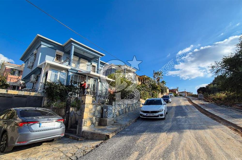 Kuşadası Rüya Villaları'nda Geniş Teraslı Satılık Villa!