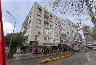 Bornova Büyük Park Yakını Satılık Boş 3 + 1 Daire