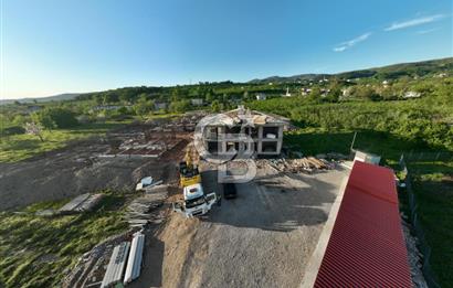 SAKARYA HENDEK'TE ORMAN İÇİNDE SATILIK MÜSTAKİL EVLER