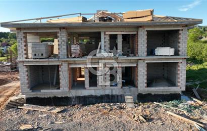 SAKARYA HENDEK'TE ORMAN İÇİNDE SATILIK MÜSTAKİL EVLER