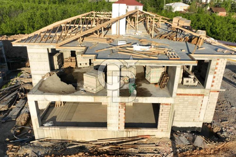 SAKARYA HENDEK'TE ORMAN İÇİNDE SATILIK MÜSTAKİL EVLER