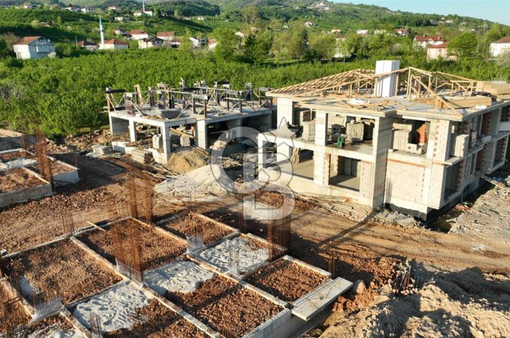 SAKARYA HENDEK'TE ORMAN İÇİNDE SATILIK MÜSTAKİL EVLER