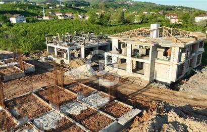 SAKARYA HENDEK'TE ORMAN İÇİNDE SATILIK MÜSTAKİL EVLER