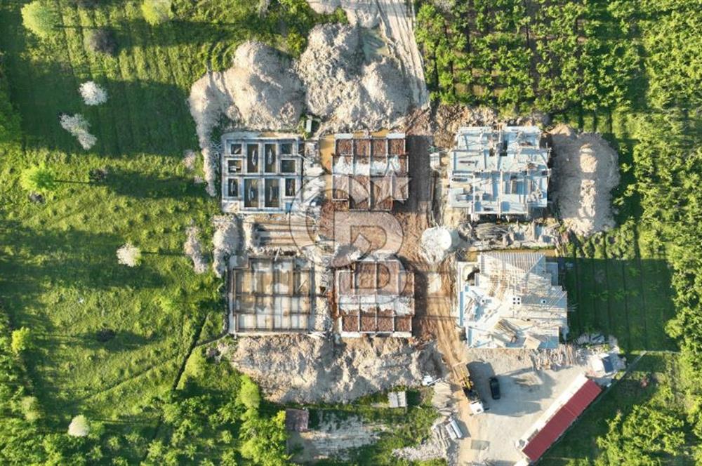 SAKARYA HENDEK'TE ORMAN İÇİNDE SATILIK MÜSTAKİL EVLER