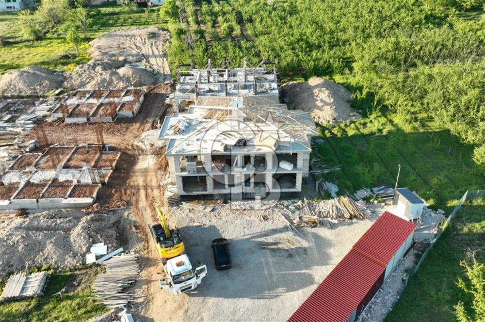SAKARYA HENDEK'TE ORMAN İÇİNDE SATILIK MÜSTAKİL EVLER