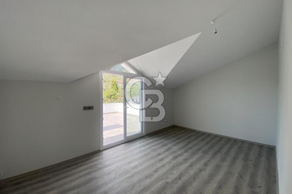 ALTINOLUK'TA DENİZ VE DOĞA MANZARALI SATILIK 3+1 DUBLEKS DAİRE