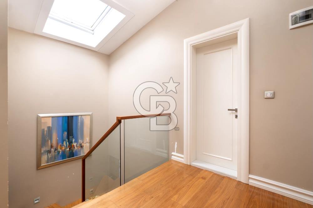 BALAT LİFE SATILIK ÇATI DUBLEKS DAİRE