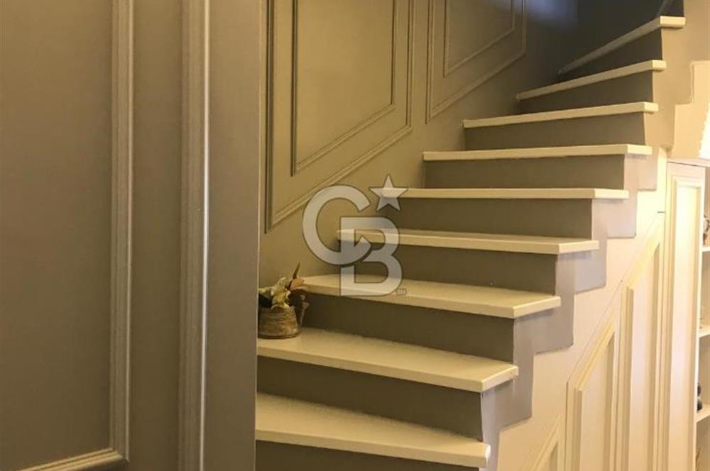 ATAKUM KÖRFEZ'DE  SAHİLDE LÜKS DUBLEKS DAİRE