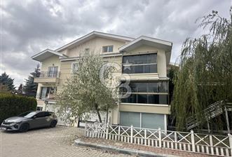 GÖLBAŞI TULUMTAŞ ELİTLER SİTESİNDE 5+2 SATILIK VİLLA