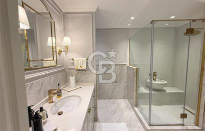 FLORYA'DA DENİZ MANZARALI LÜX DEKORASYONLU GENİŞ DAİRE