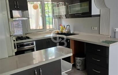 Geniş ferah bahçeli satılık villa