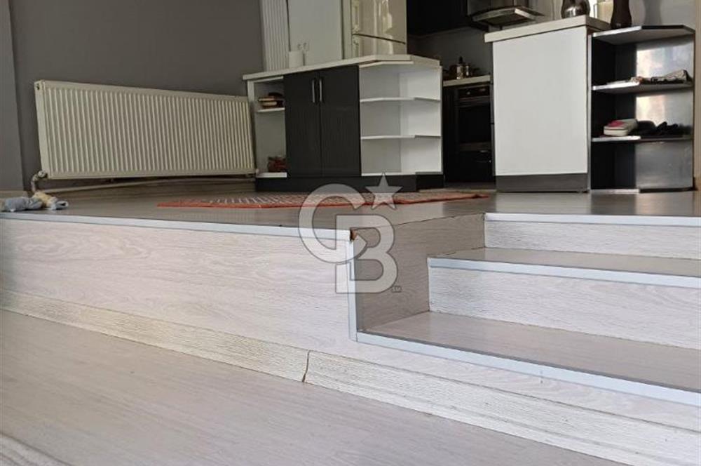 Geniş ferah bahçeli satılık villa
