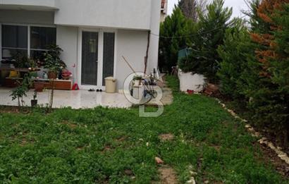 Geniş ferah bahçeli satılık villa