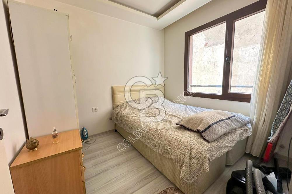 KUŞADASI SAHİLE 70 METRE MESAFEDE EŞYALI KİRALIK 1+1 DAİRE