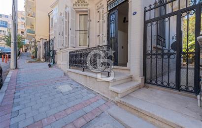 İzmir Konak Güzelyalı Restorasyonu Bitmiş Satılık Dubleks 4+1 Ev
