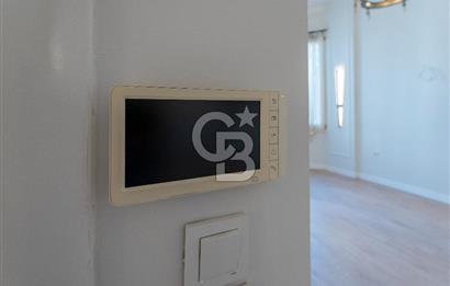 İzmir Konak Güzelyalı Restorasyonu Bitmiş Satılık Dubleks 4+1 Ev