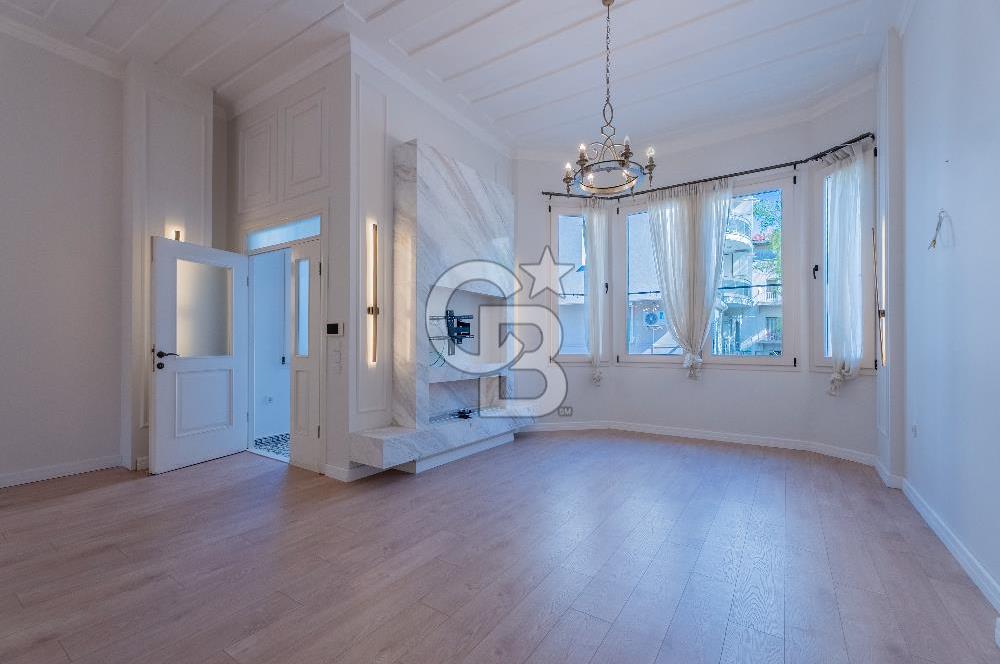 İzmir Konak Güzelyalı Restorasyonu Bitmiş Satılık Dubleks 4+1 Ev