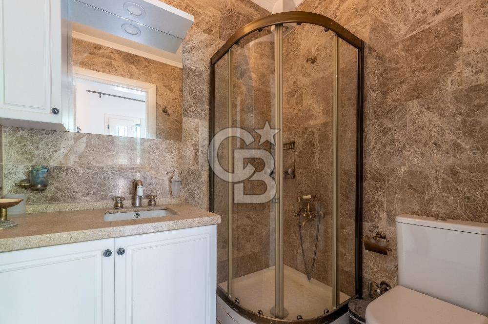 İzmir Konak Güzelyalı Restorasyonu Bitmiş Satılık Dubleks 4+1 Ev