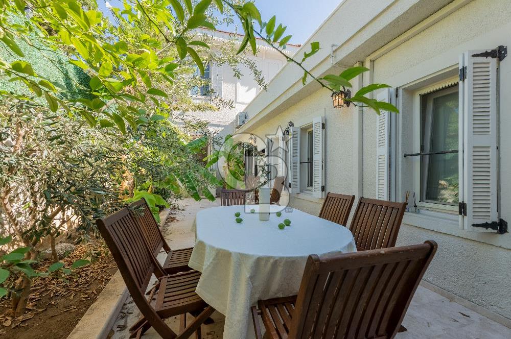 İzmir Konak Güzelyalı Restorasyonu Bitmiş Satılık Dubleks 4+1 Ev