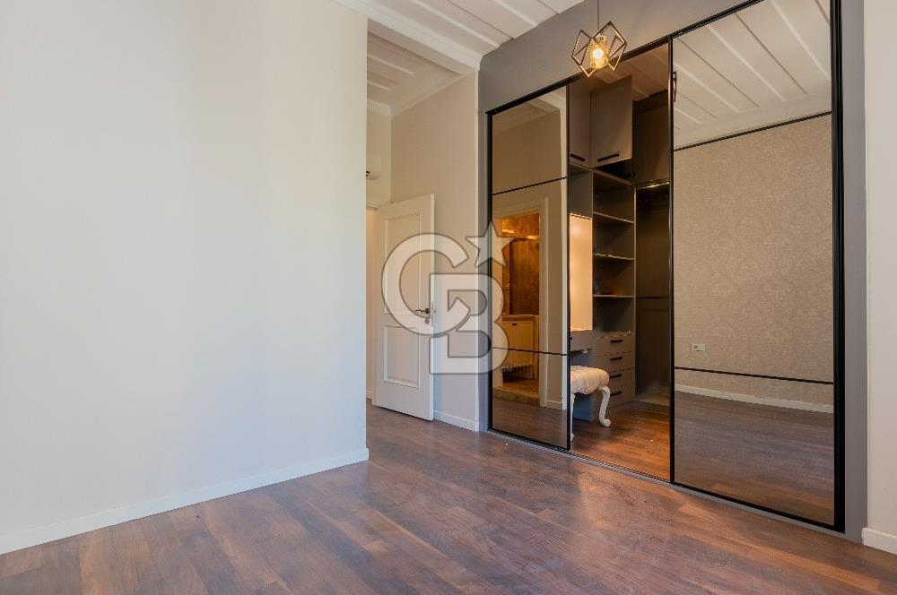 İzmir Konak Güzelyalı Restorasyonu Bitmiş Satılık Dubleks 4+1 Ev