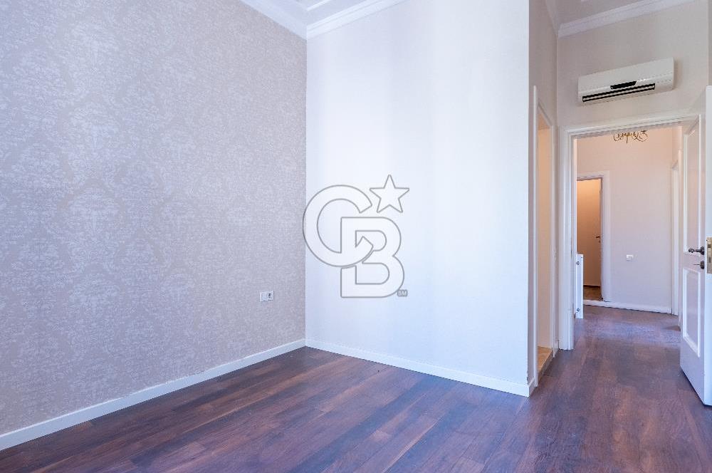 İzmir Konak Güzelyalı Restorasyonu Bitmiş Satılık Dubleks 4+1 Ev