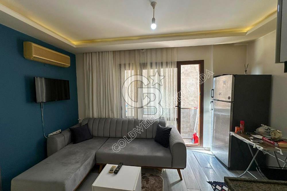 KUŞADASI SAHİLE 70 METRE MESAFEDE EŞYALI KİRALIK 1+1 DAİRE