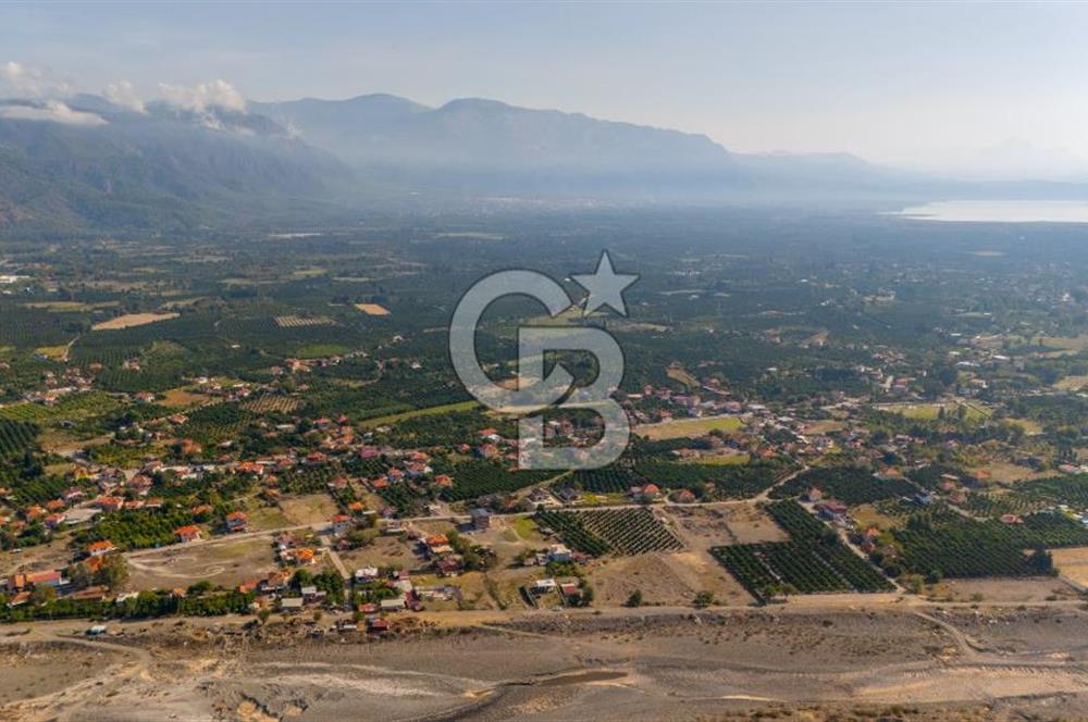 CB MARİNA'DAN DÖĞÜŞBELEN'DE NEHİR VE ORMAN MANZARALI SATILIK EV