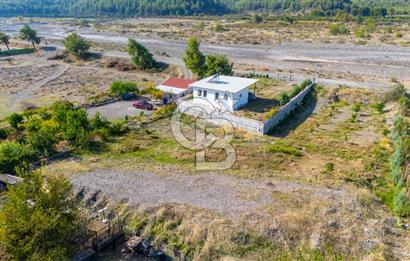 CB MARİNA'DAN DÖĞÜŞBELEN'DE NEHİR VE ORMAN MANZARALI SATILIK EV