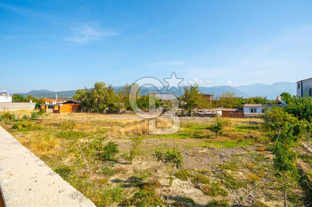 CB MARİNA'DAN DÖĞÜŞBELEN'DE NEHİR VE ORMAN MANZARALI SATILIK EV