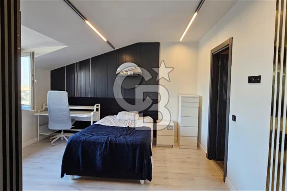 BEYLİKDÜZÜ ADNANKAHVECİ MAH.MODERN MİMARİLİ SATILIK EŞYALI DAİRE