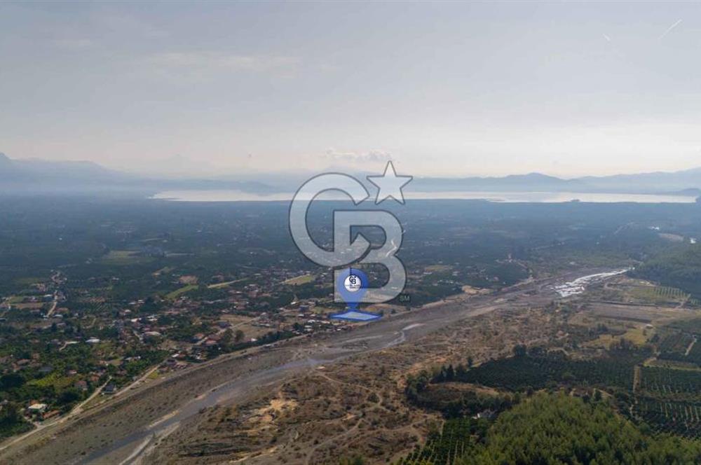 CB MARİNA'DAN DÖĞÜŞBELEN'DE NEHİR VE ORMAN MANZARALI SATILIK EV