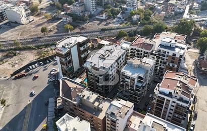 Karşıyaka Mavişehir Yalı Mah Elara Sitesi Satılık 1+1 Daire