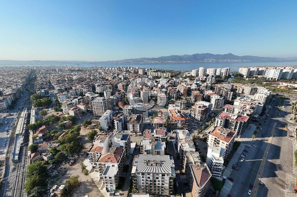 Karşıyaka Mavişehir Yalı Mah Elara Sitesi Satılık 1+1 Daire