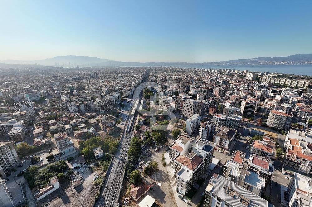 Karşıyaka Mavişehir Yalı Mah Elara Sitesi Satılık 1+1 Daire