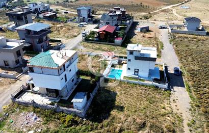 Seferihisar Ulamışta Villa Ruhsatlı Projesi Çizilmiş Arsa