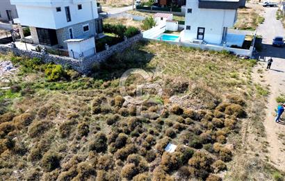 Seferihisar Ulamışta Villa Ruhsatlı Projesi Çizilmiş Arsa