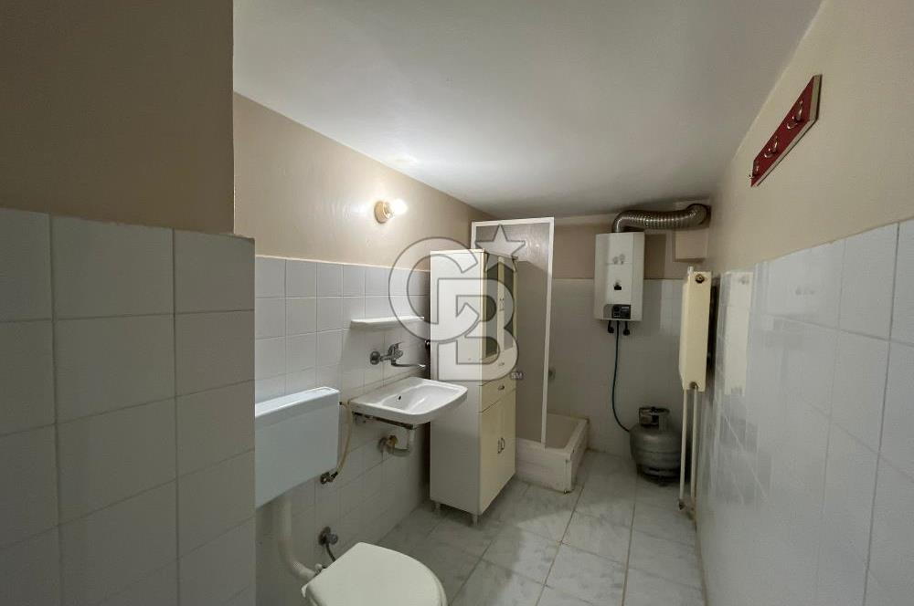 Balçova Onur Mahallesi'nde Kiralık 2+1 Daire Merkezi Konum