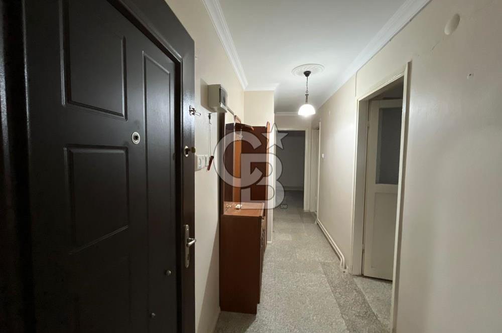 Balçova Onur Mahallesi'nde Kiralık 2+1 Daire Merkezi Konum