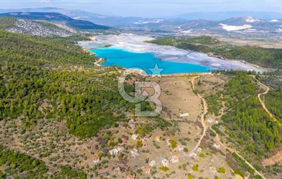 CB MARİNA'DAN KAPUBAĞ'DA GÖL MANZARALI SATILIK KARGİR EV VE TARLA