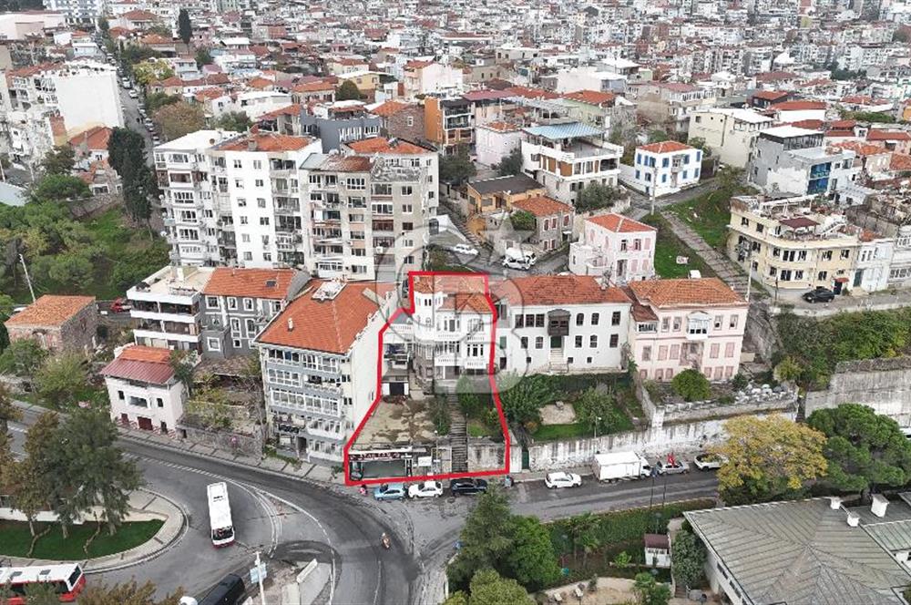 İZMİR VARYANT ÜZERİNDE TARİHİ VE MİMARİ DEĞERİYLE NADİR BULUNAN SATILIK KONAK