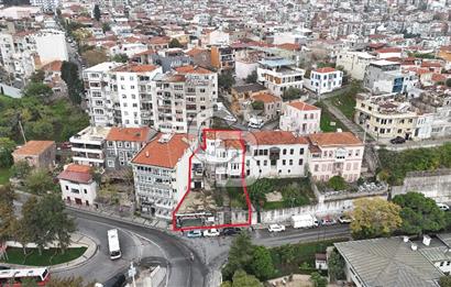 İZMİR VARYANT ÜZERİNDE TARİHİ VE MİMARİ DEĞERİYLE NADİR BULUNAN SATILIK KONAK