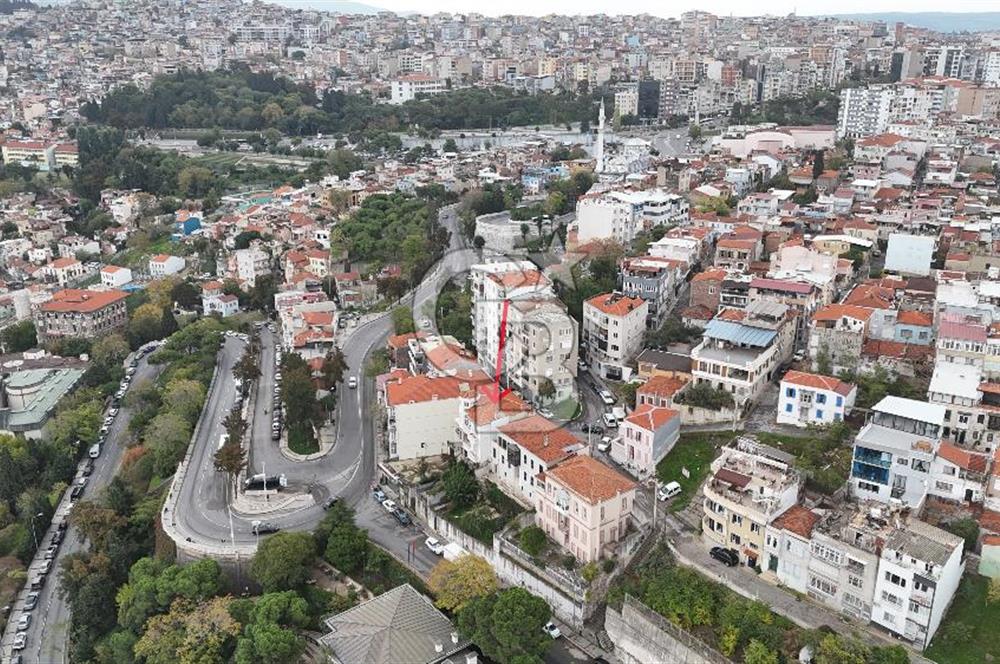 İZMİR VARYANT ÜZERİNDE TARİHİ VE MİMARİ DEĞERİYLE NADİR BULUNAN SATILIK KONAK