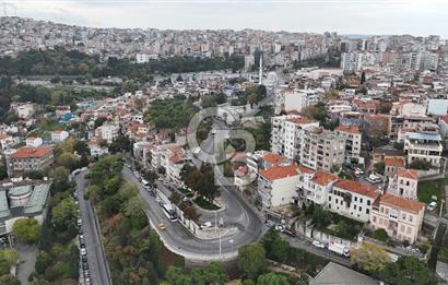 İZMİR VARYANT ÜZERİNDE TARİHİ VE MİMARİ DEĞERİYLE NADİR BULUNAN SATILIK KONAK