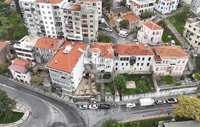 İZMİR VARYANT ÜZERİNDE TARİHİ VE MİMARİ DEĞERİYLE NADİR BULUNAN SATILIK KONAK
