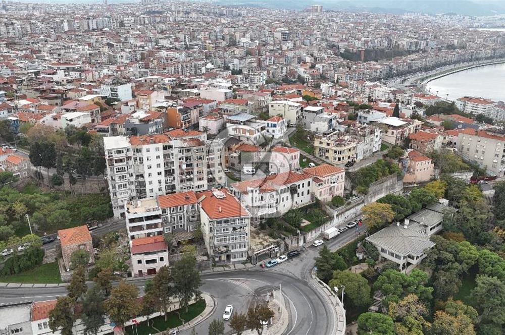İZMİR VARYANT ÜZERİNDE TARİHİ VE MİMARİ DEĞERİYLE NADİR BULUNAN SATILIK KONAK