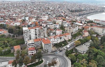 İZMİR VARYANT ÜZERİNDE TARİHİ VE MİMARİ DEĞERİYLE NADİR BULUNAN SATILIK KONAK