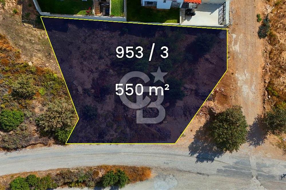 Datça Burgaz'da Satılık 550 m² İmarlı Arsa - Köşe Parsel