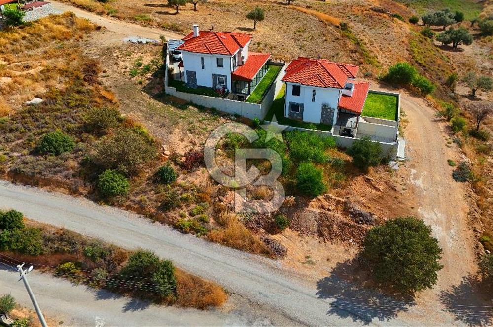 Datça Burgaz'da Satılık 550 m² İmarlı Arsa - Köşe Parsel
